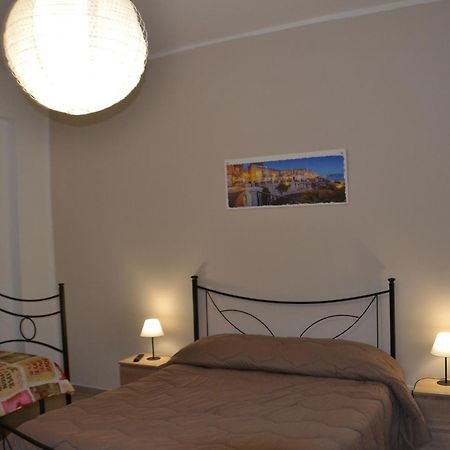 Appartamento Turistico Adige Syracuse Екстер'єр фото
